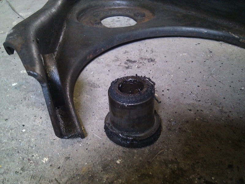 6 Common Bad Control Arm Bushing Symptoms And Replacement Cost - Motor ...