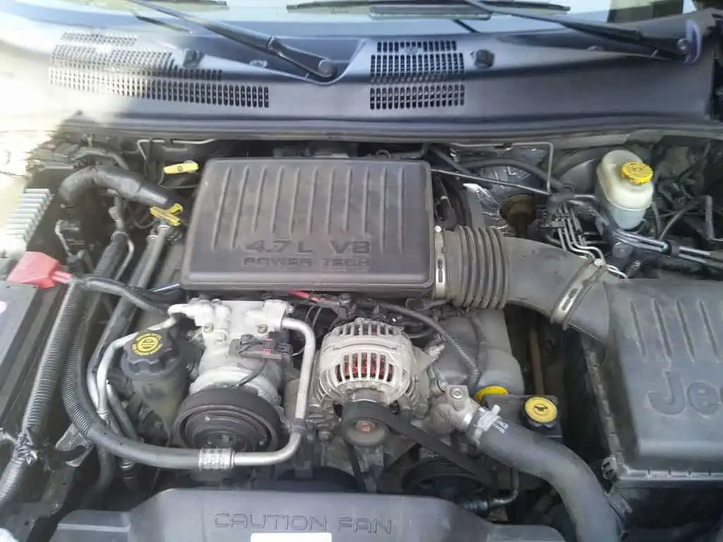 2. 4.7 Powertech engine Jeep WJ