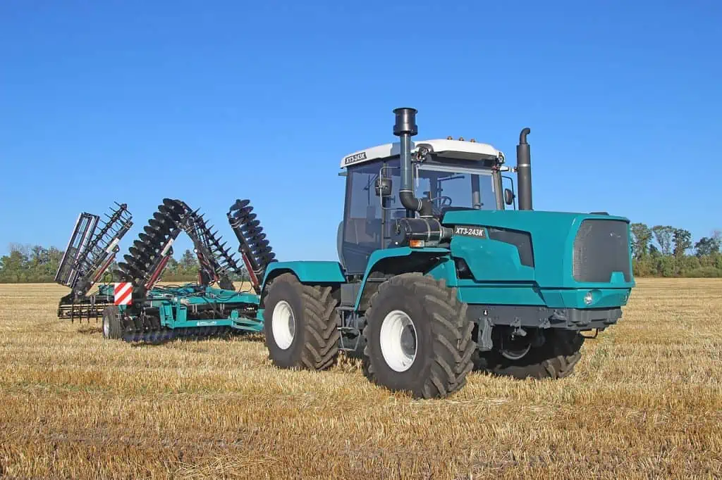 2. Modern tractor XTZ 243K