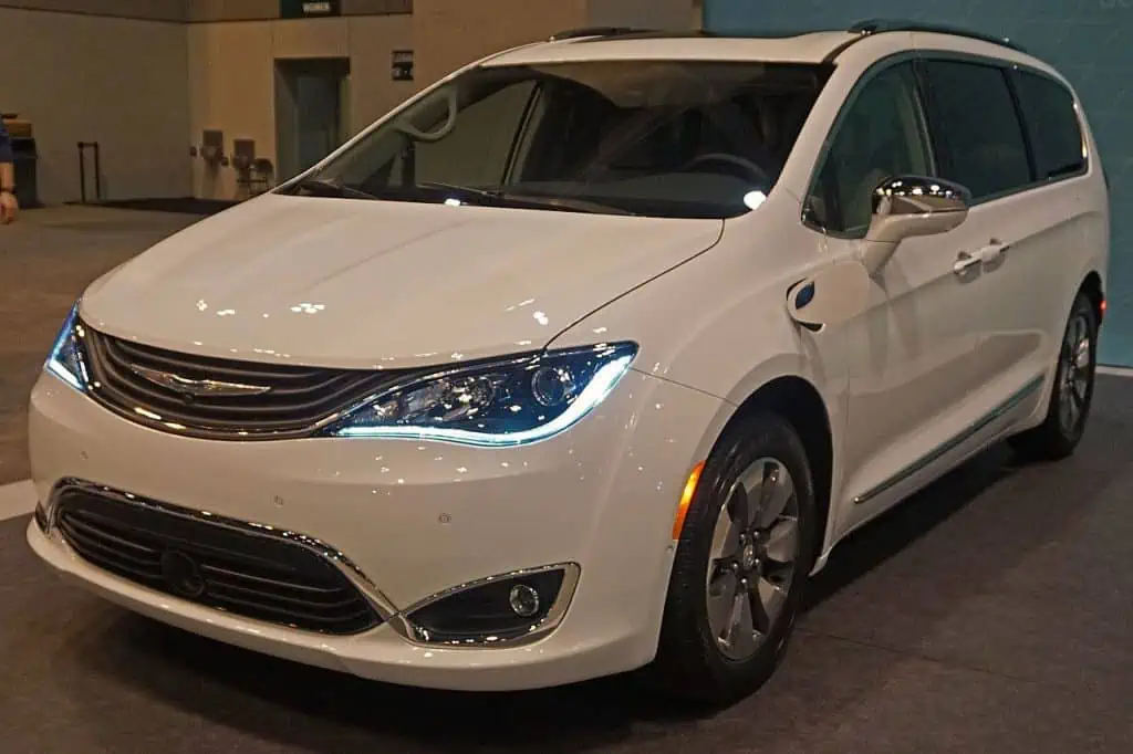 3. The 2017 Chrysler Pacifica Hybrid