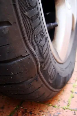 3. damage to tire sidewall tire bubble