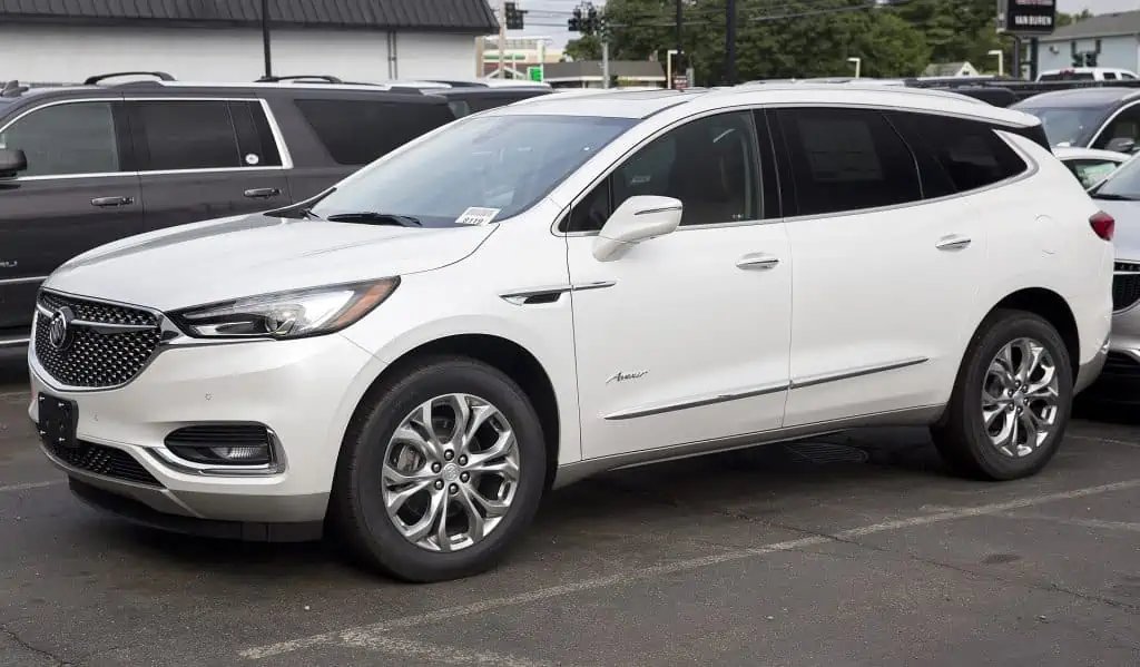 4. 2018 Buick Enclave Avenir AWD