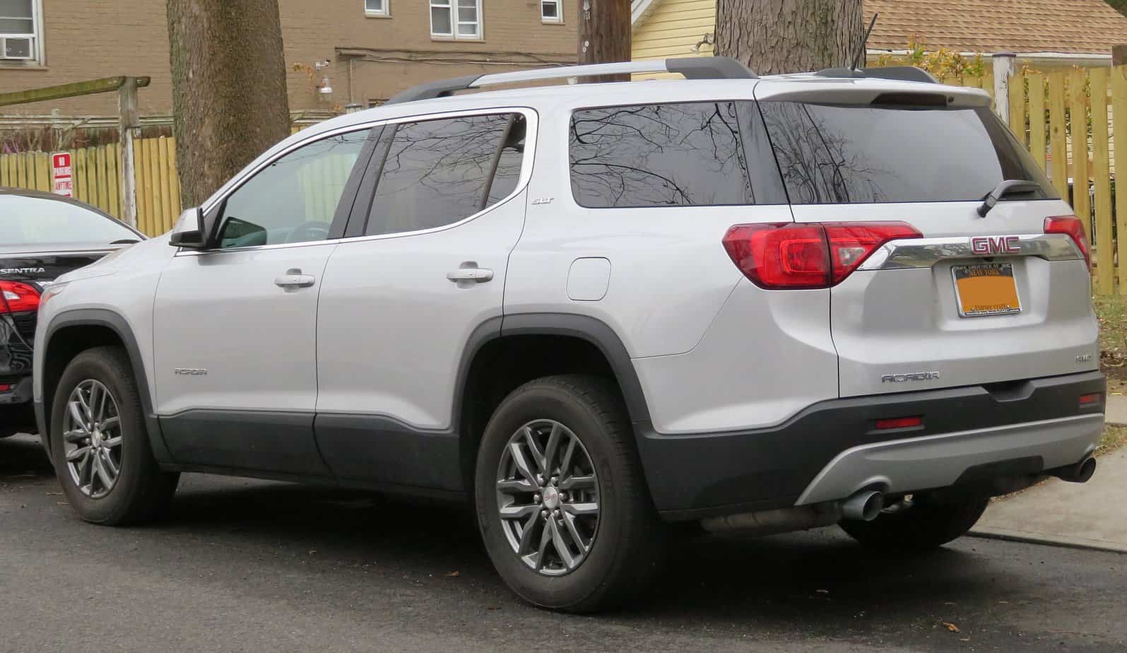 Which are the GMC Acadia Years to Avoid and Why Motor Vehicle HQ