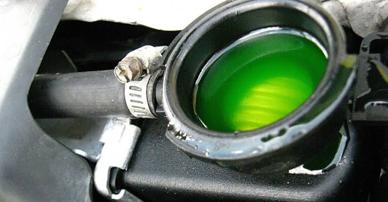 Car Overheating When Idle? 8 Reasons Why + How to Fix 6 6. Coolant in filler neck