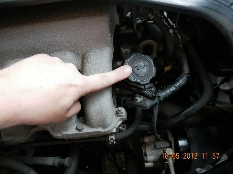 6. Engine oil filler cap