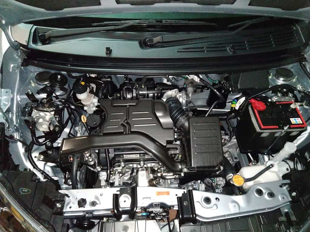 What Happens If You Put Gas in a Diesel Engine? 6 6. The components of a car engine 1