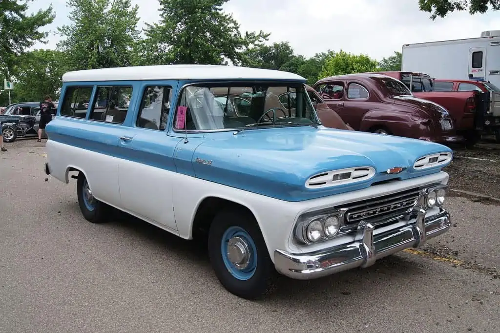 8. 1961 Chevrolet Suburban