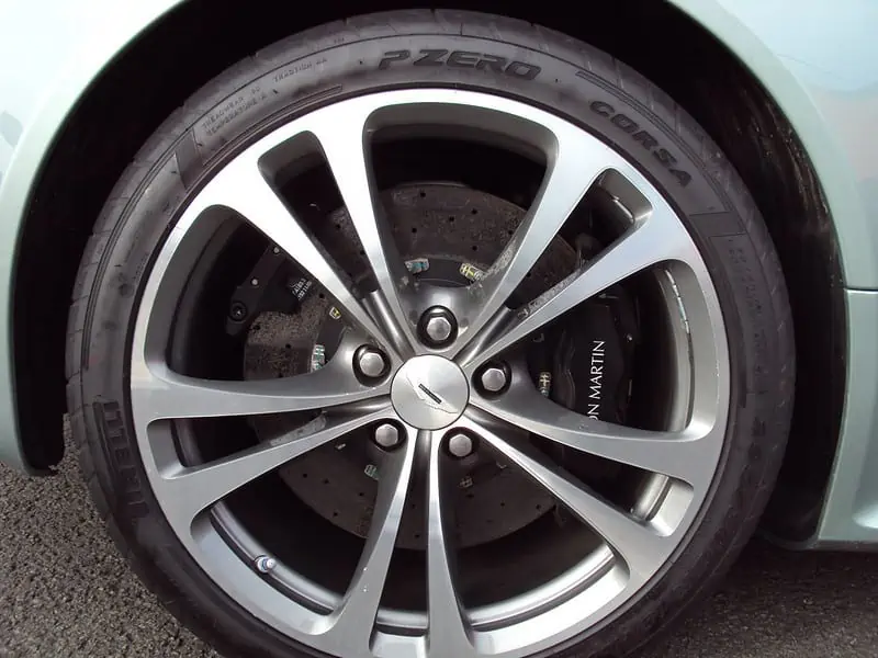 9. A Pirelli P Zero Corsa